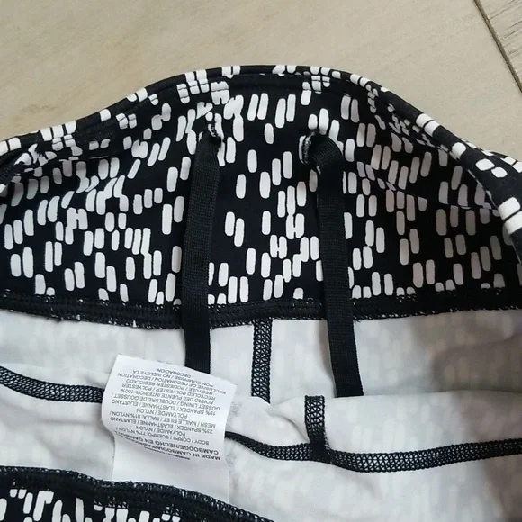 NIKE Dri Fit Activewear Leggings Sz Large - Picture 7 of 8